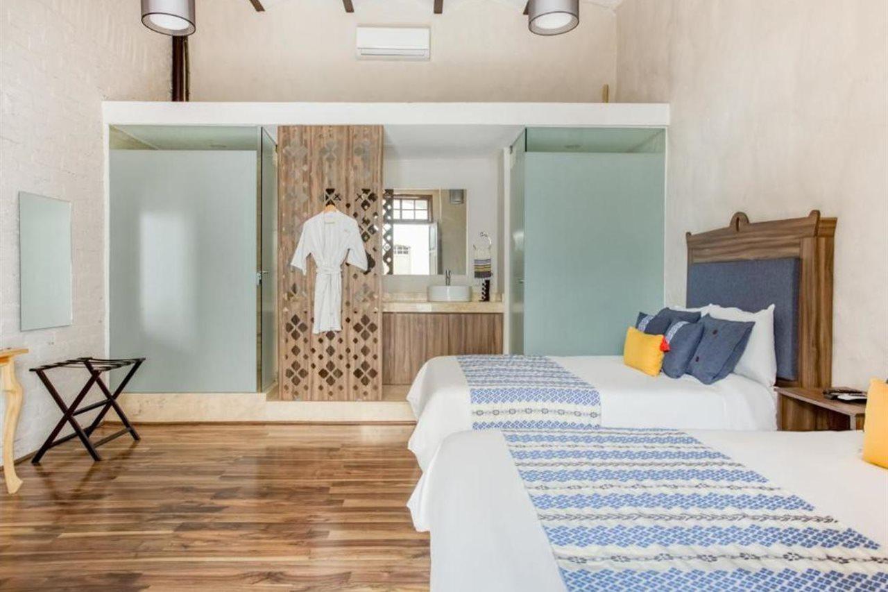 Milagro, Centro 4*